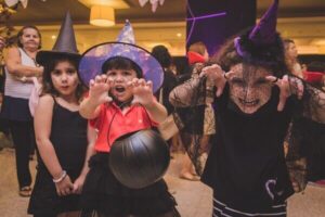Mooca Plaza Shopping promove bailinho de Halloween