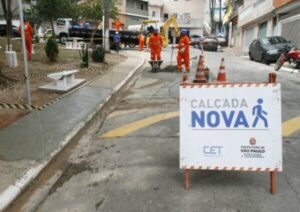 Cangaíba recebe ação do Programa Calçada Nova - Mutirão Mário Covas
