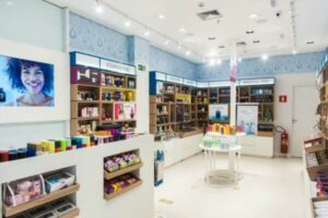 Rede de beleza Água de Cheiro inaugura primeira loja em Itaquera