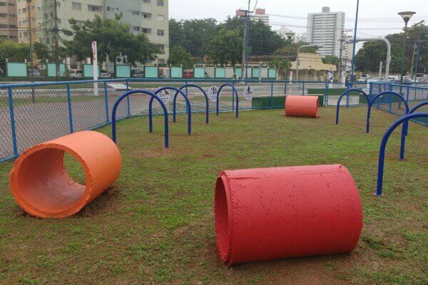 Espaço de lazer para cães é inaugurado na Penha