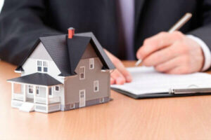 Distrato imobiliário com dicas ao consumidor e as peculiaridades de duas justiças