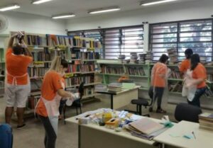 Voluntários iniciam revitalização de escola na Zona Leste