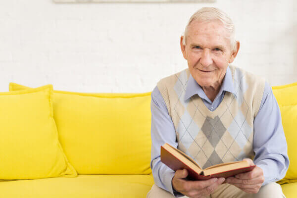 Clube de leitura estimula hábito de entretenimento entre idosos - SPJ